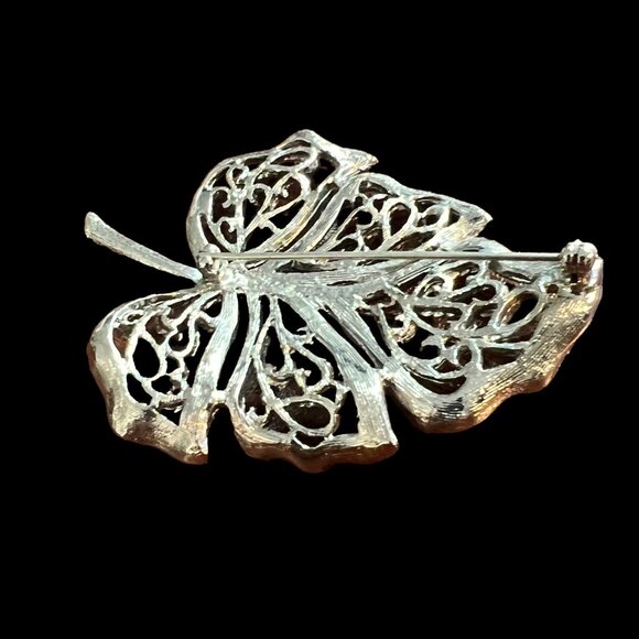 Monet Brooch Leave Brushed Silver Tone Filigree Swirl Vintage Pin - Picture 3 of 8